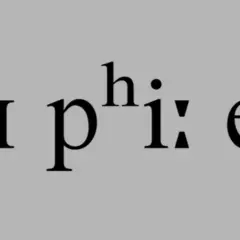 Zapis fonetyczny [aɪ pʰiː eɪ] przedstawia wymowę słowa.