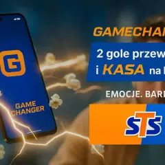 Telefon z aplikacją GAMECHANGER, błyskawice, popcorn. "2 gole przewagi i KASA na koncie!" - to znaczy, że wygrana jest pewna!