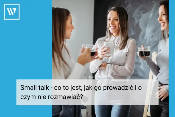 Trzy kobiety rozmawiają przy kawie, szukając inspiracji na tematy do rozmowy.