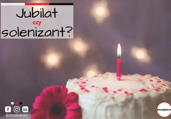 Tort urodzinowy z jedną świeczką i kwiatami. Czy to jubilat, czy solenizant? #StopByKom