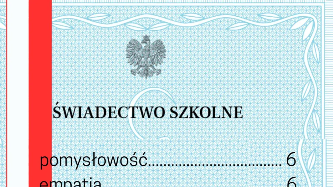 Świadectwo szkolne z paskiem, z godłem Polski. Ocena z pomysłowości to szóstka!